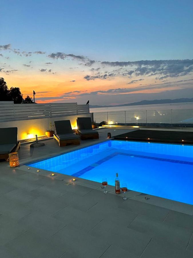 Vaso Beach Front Villa Ialysos  Buitenkant foto
