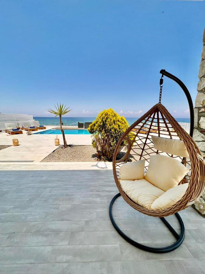 Vaso Beach Front Villa Ialysos  Buitenkant foto